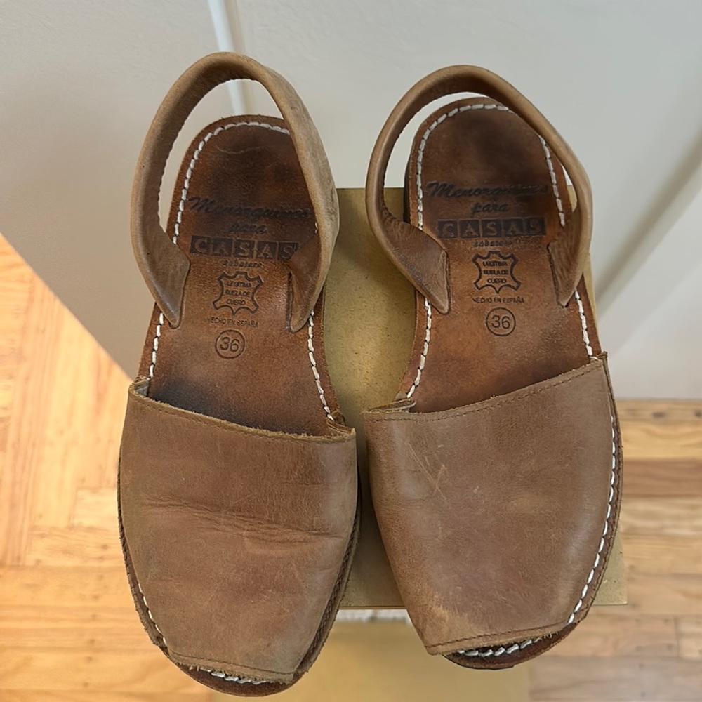 Casas Brand Avacras sandals